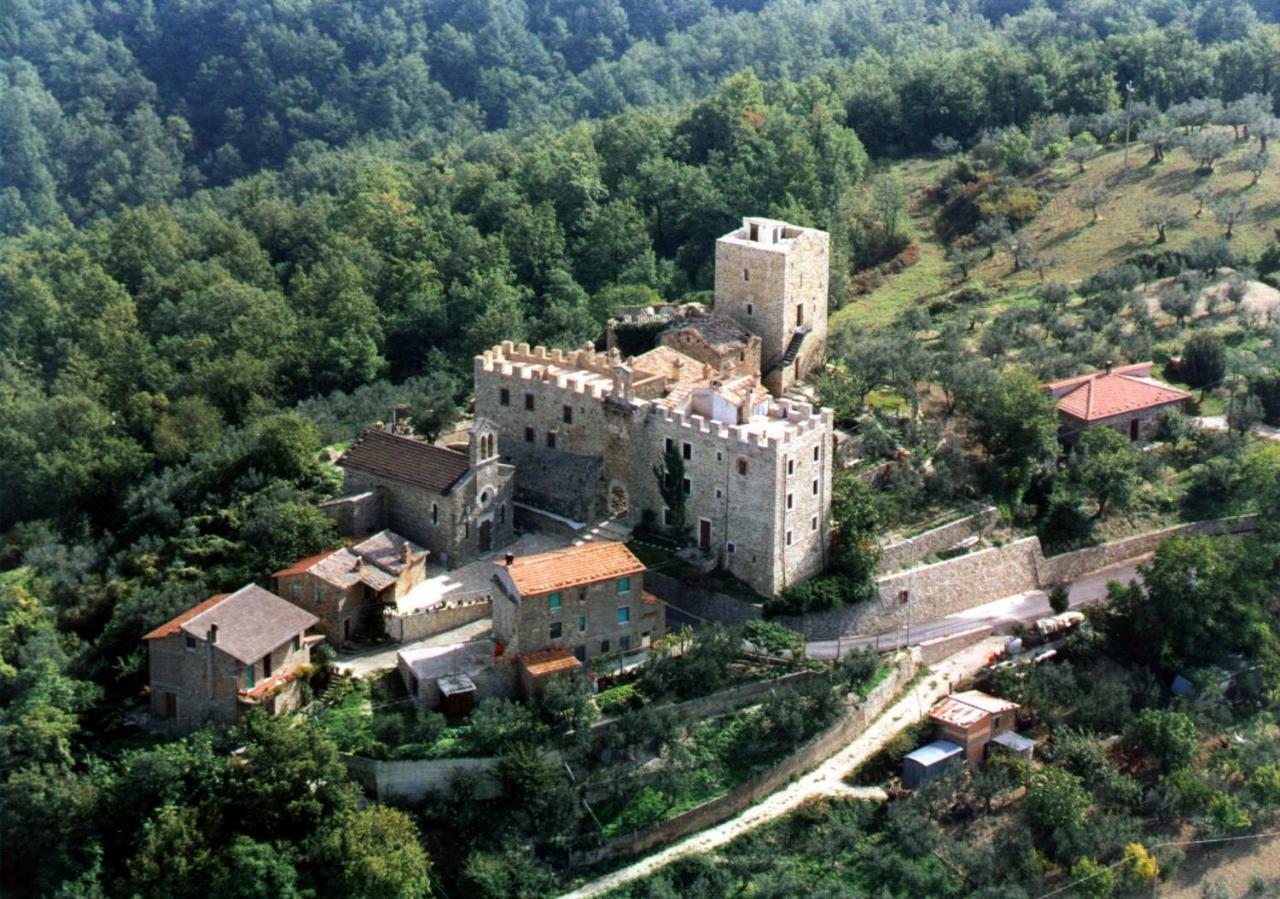 Castello Di Cisterna Aparthotel Gaglietole Exterior photo